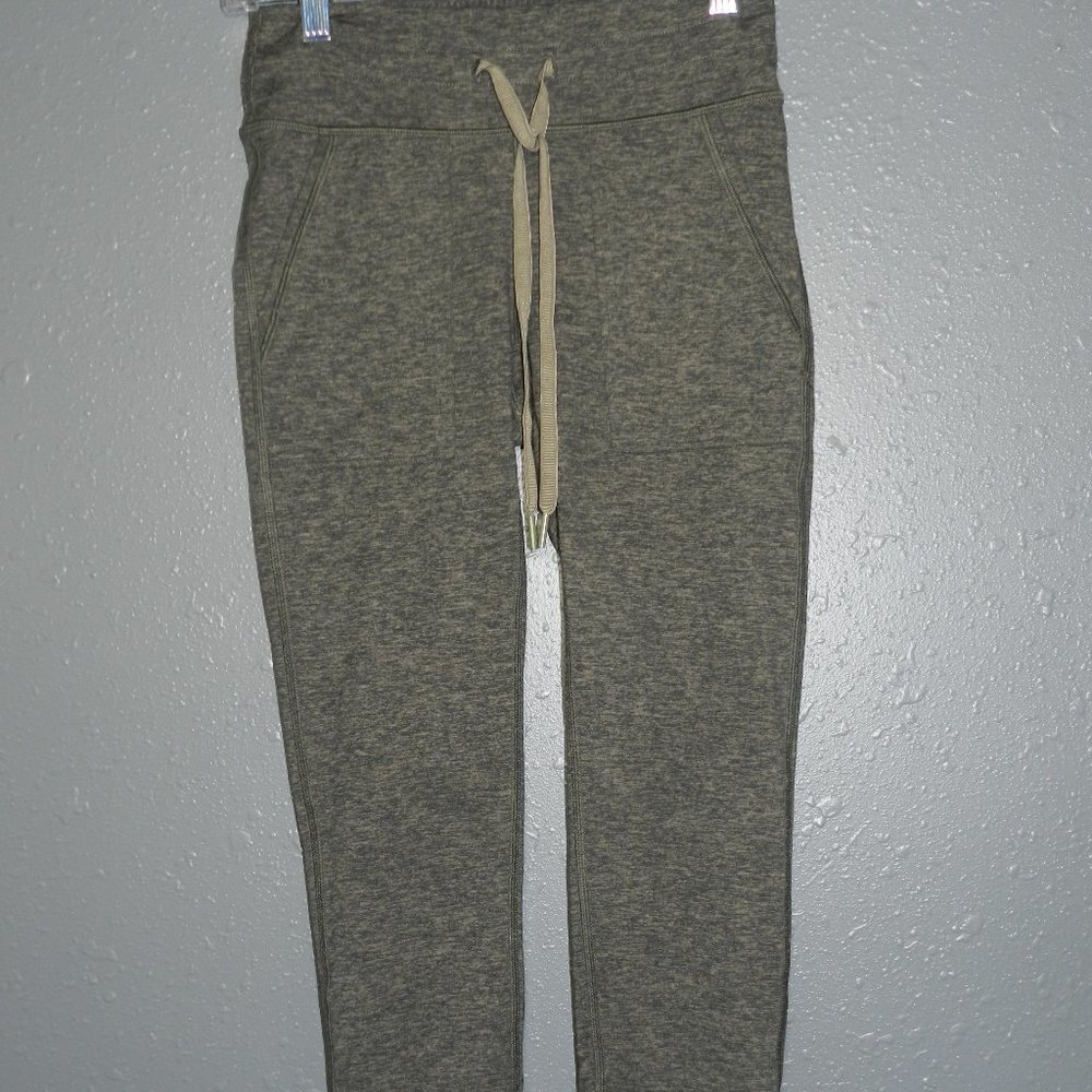 Aerie Womens Olive Green Chill Play Move Hiking Athletic Leggings Size Small